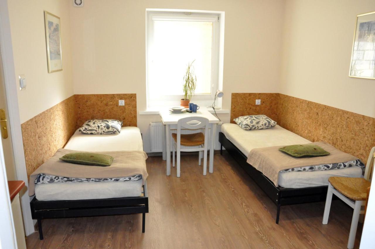 Apartamenty P7 Dzierzoniow Exterior photo