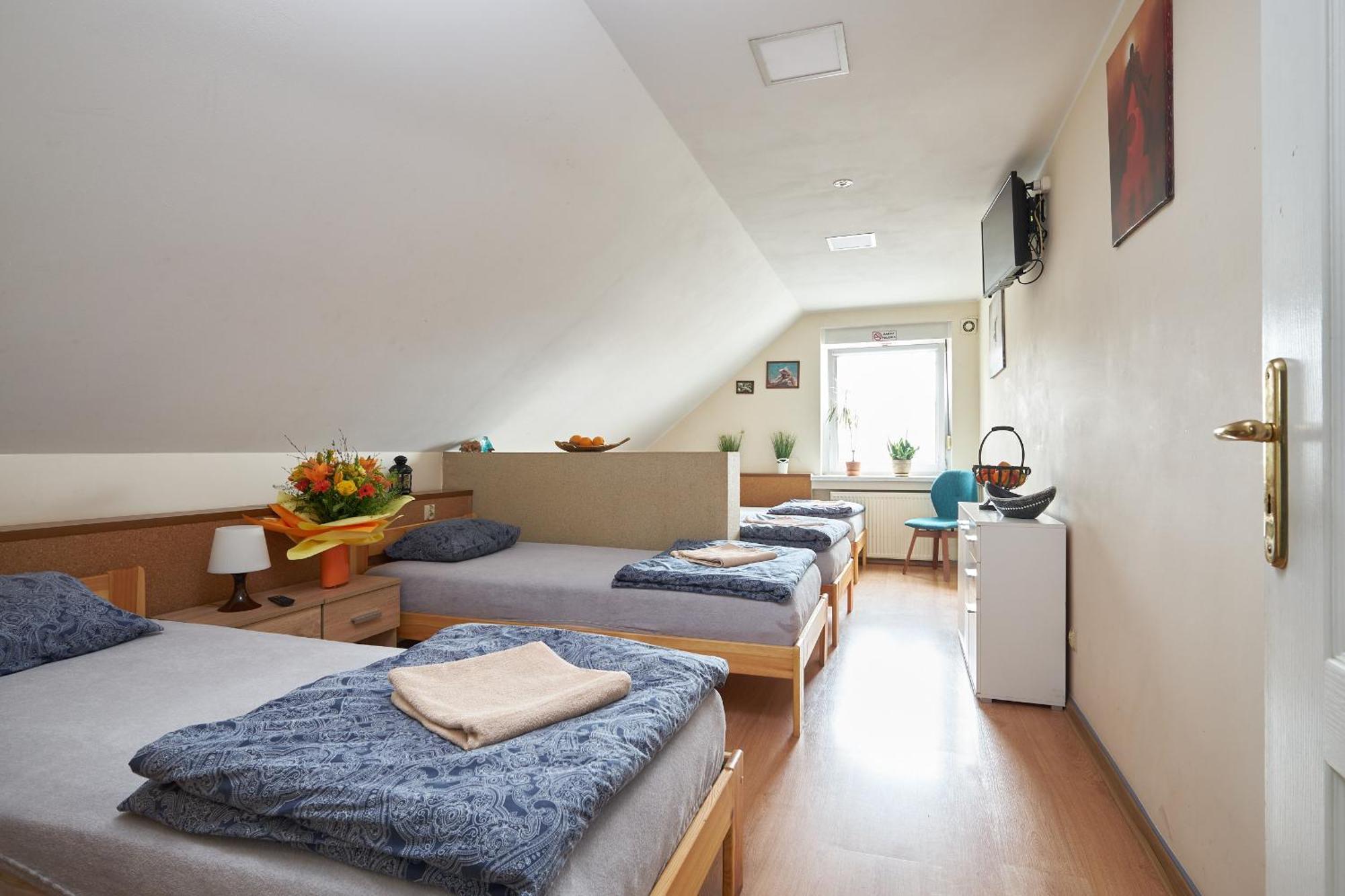 Apartamenty P7 Dzierzoniow Exterior photo